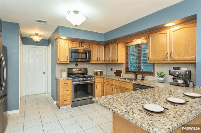 133 Oweno Road, Mahwah, NJ 07430