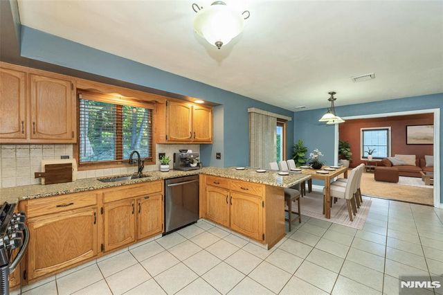 133 Oweno Road, Mahwah, NJ 07430