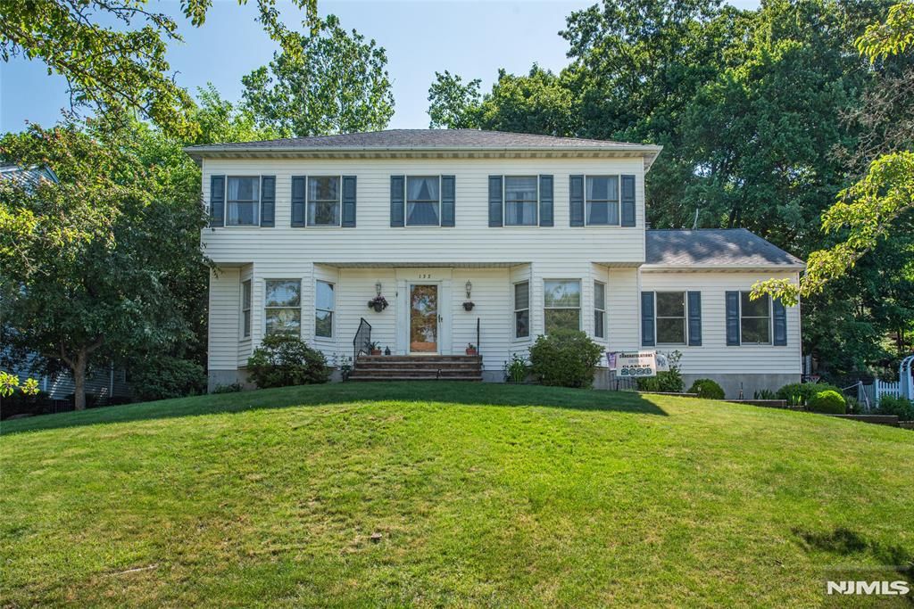 133 Oweno Road, Mahwah, NJ 07430