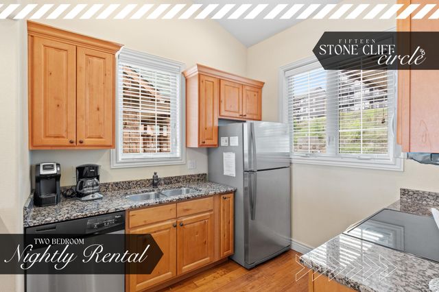15 Stone Cliff Circle Unit 6, Branson, MO 65616