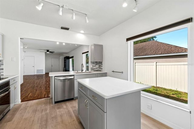 5311 WATSON ROAD, Riverview, FL 33578