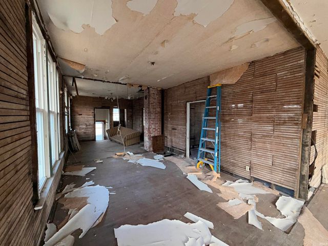 1108 E Blackford Avenue, Evansville, IN 47713