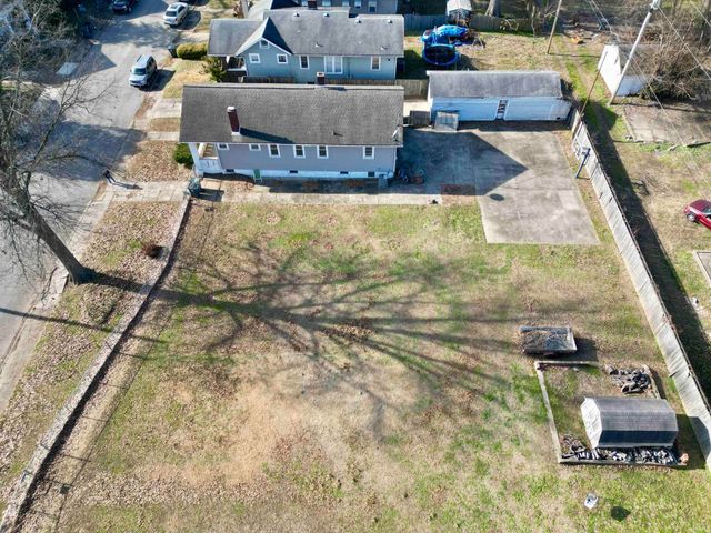 1108 E Blackford Avenue, Evansville, IN 47713