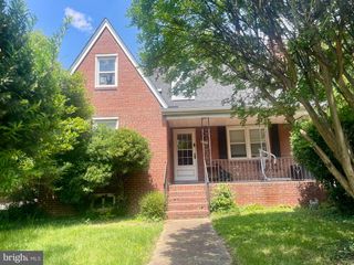 2401 RIDGE ROAD DR, Alexandria, VA 22302
