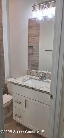 551 Borraclough Avenue NW, Palm Bay, FL 32907