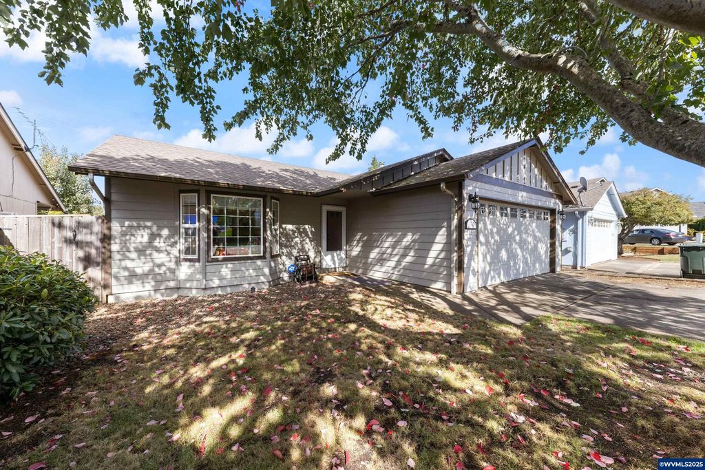 5740 Valleywood Lp SE, Salem, OR 97306