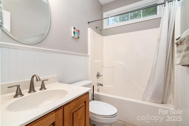 7602 Windsor Forest Place, Harrisburg, NC 28075