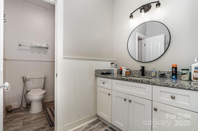 7602 Windsor Forest Place, Harrisburg, NC 28075