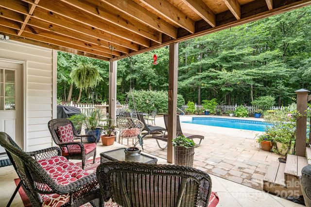 7602 Windsor Forest Place, Harrisburg, NC 28075