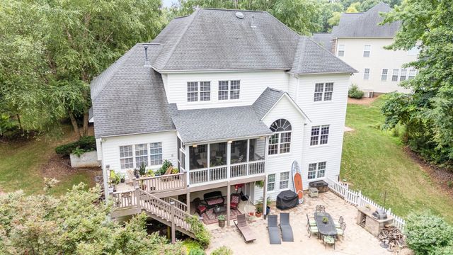 7602 Windsor Forest Place, Harrisburg, NC 28075