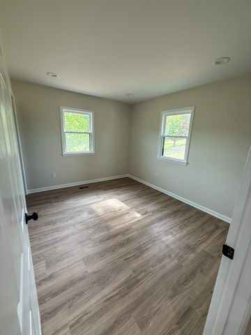 5902 Beersheba Hwy, Mcminnville, TN 37110