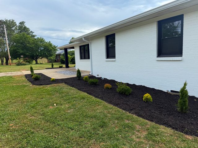 5902 Beersheba Hwy, Mcminnville, TN 37110