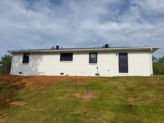 5902 Beersheba Hwy, Mcminnville, TN 37110