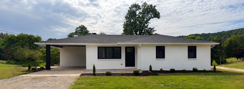 5902 Beersheba Hwy, Mcminnville, TN 37110