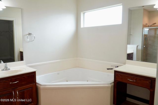 6805 Dickens Way Drive, Ocean Springs, MS 39564