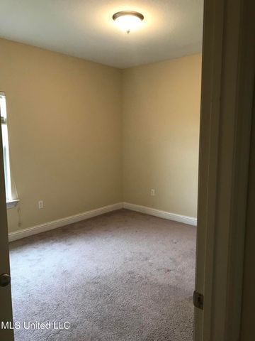 6805 Dickens Way Drive, Ocean Springs, MS 39564