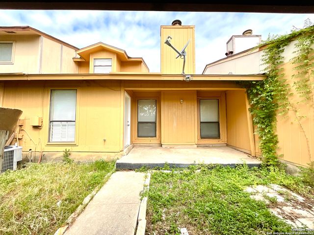 8036 WINSFORD, San Antonio, TX 78239
