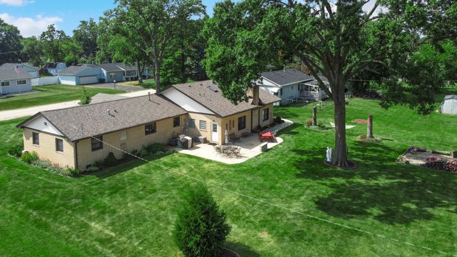 8210 Hillcrest Drive, Orland Park, IL 60462