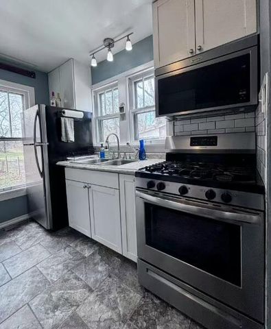 2152 Crisman Road, Portage, IN 46368