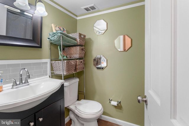 1048 W BARRE ST, Baltimore, MD 21230