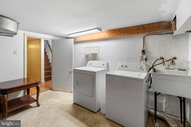 1048 W BARRE ST, Baltimore, MD 21230