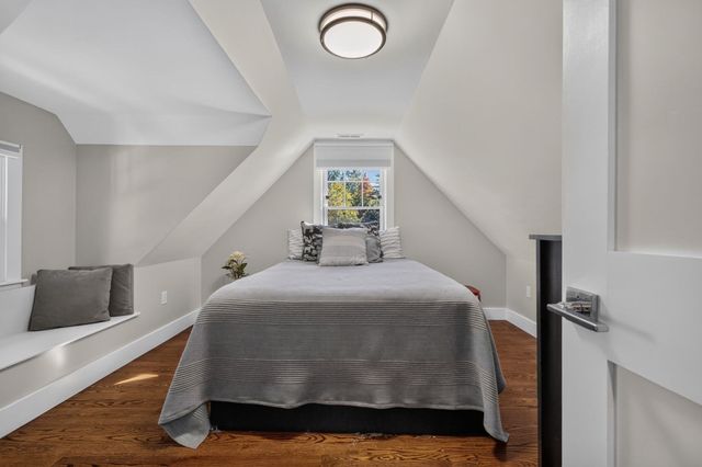 611 Centre St 1, Newton, MA 02458