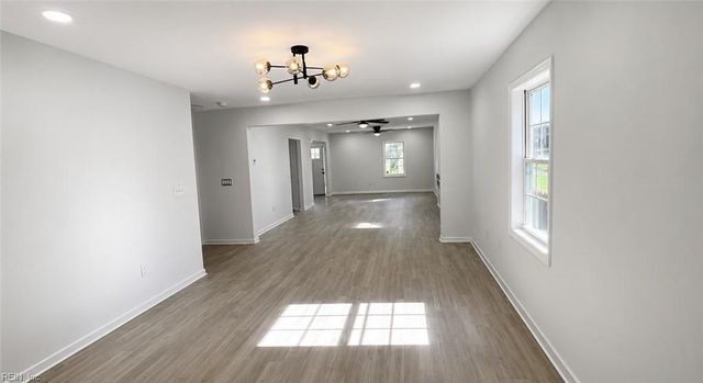 5806 Fawkes ST, Portsmouth, VA 23703