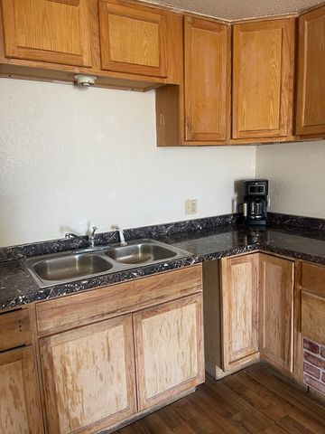 610 S Calhoun St, Midland, TX 79701