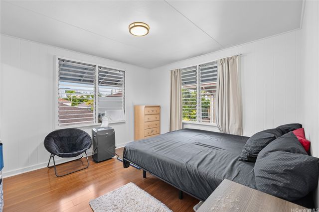 631 Hausten Street 4, Honolulu, HI 96826