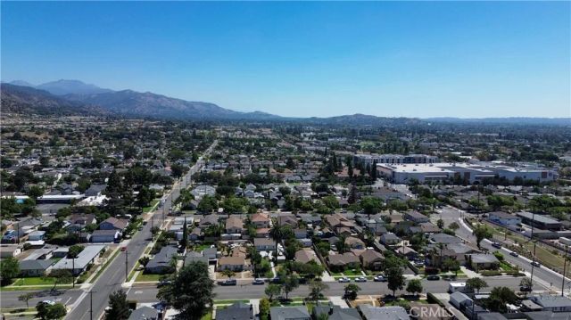939 N Orange, Azusa, CA 91702