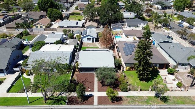 939 N Orange, Azusa, CA 91702