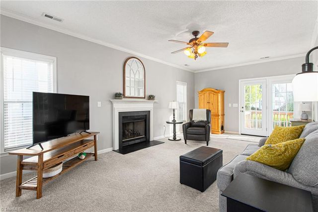 1317 Salem Crossing Road, Kernersville, NC 27284