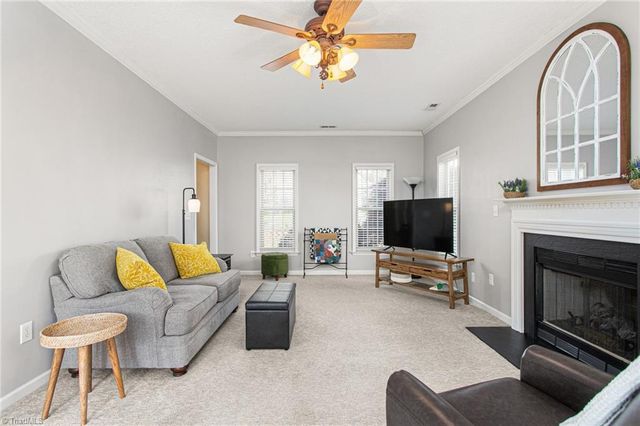 1317 Salem Crossing Road, Kernersville, NC 27284