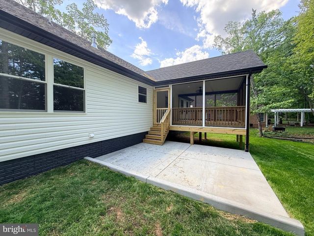 206 SAYLERS CREEK RD, Locust Grove, VA 22508
