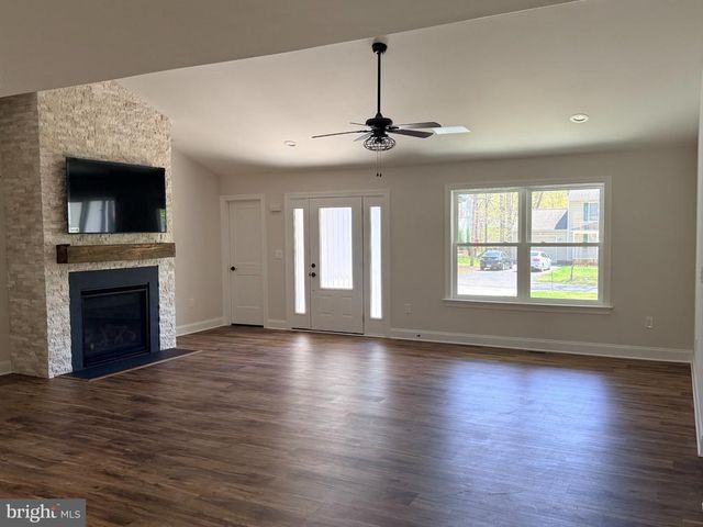 206 SAYLERS CREEK RD, Locust Grove, VA 22508