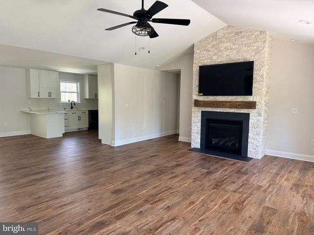 206 SAYLERS CREEK RD, Locust Grove, VA 22508