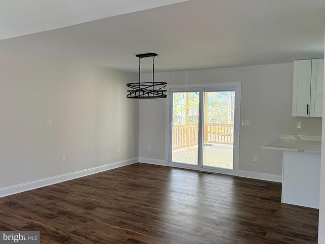 206 SAYLERS CREEK RD, Locust Grove, VA 22508