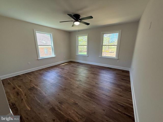 206 SAYLERS CREEK RD, Locust Grove, VA 22508