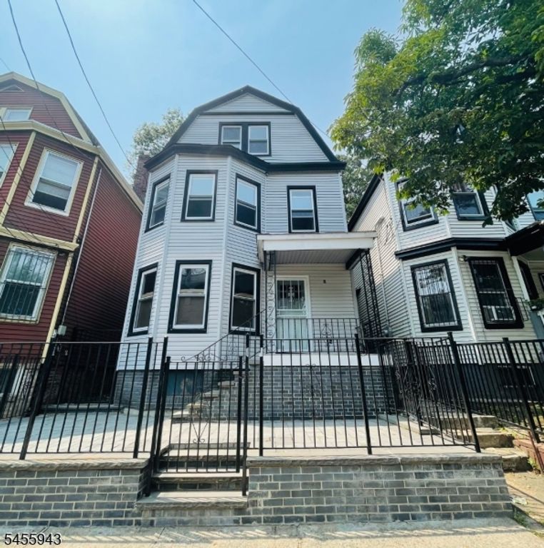 823 S 14Th St, Newark City, NJ 07108 — exterior