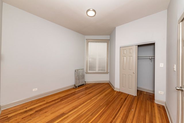 318 Lake Street 2R, Oak Park, IL 60302