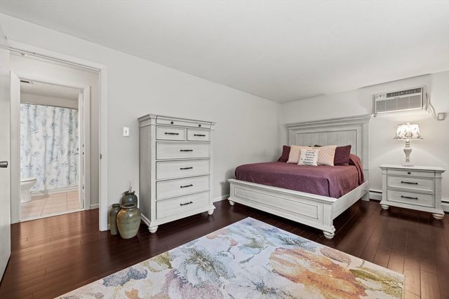 64 Main 28B, Stoneham, MA 02180