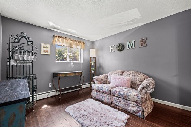 64 Main 28B, Stoneham, MA 02180