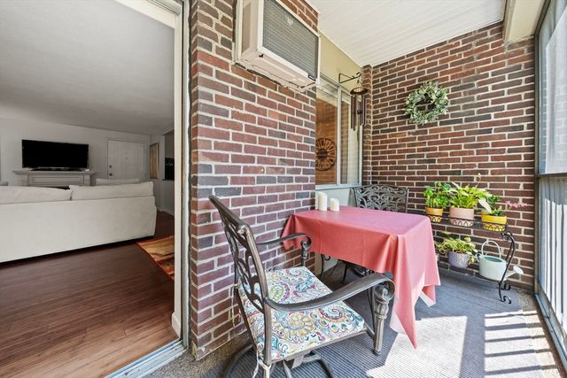 64 Main 28B, Stoneham, MA 02180