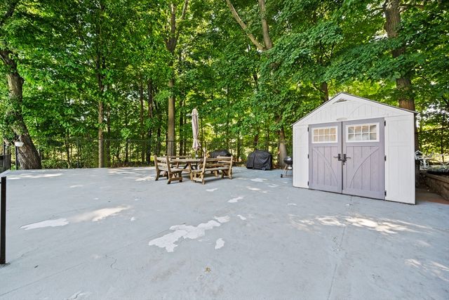 64 Main 28B, Stoneham, MA 02180