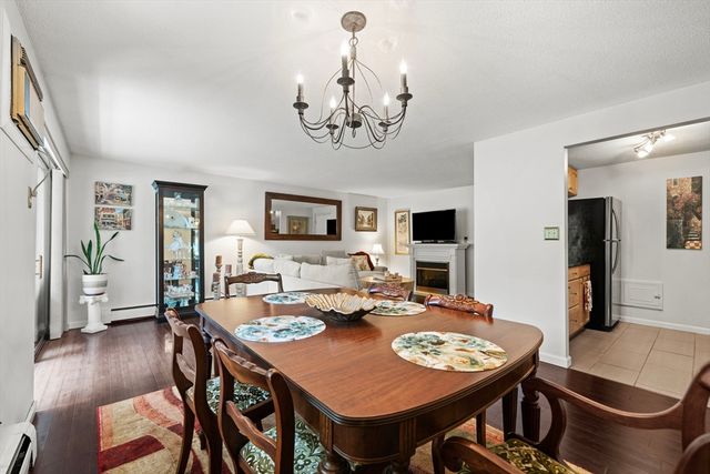 64 Main 28B, Stoneham, MA 02180