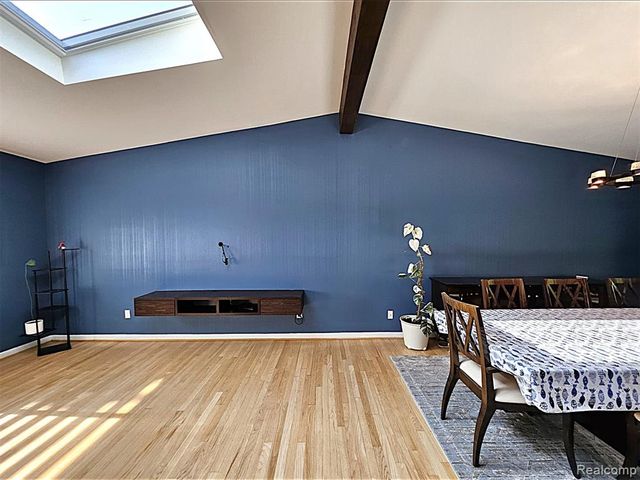 7120 Pebblecreek Road, West Bloomfield, MI 48322