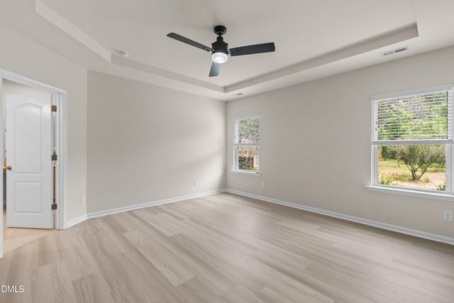 509 Oaks End Drive, Holly Springs, NC 27540