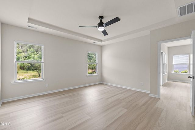 509 Oaks End Drive, Holly Springs, NC 27540