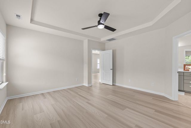 509 Oaks End Drive, Holly Springs, NC 27540