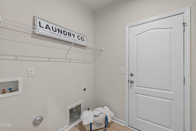 509 Oaks End Drive, Holly Springs, NC 27540